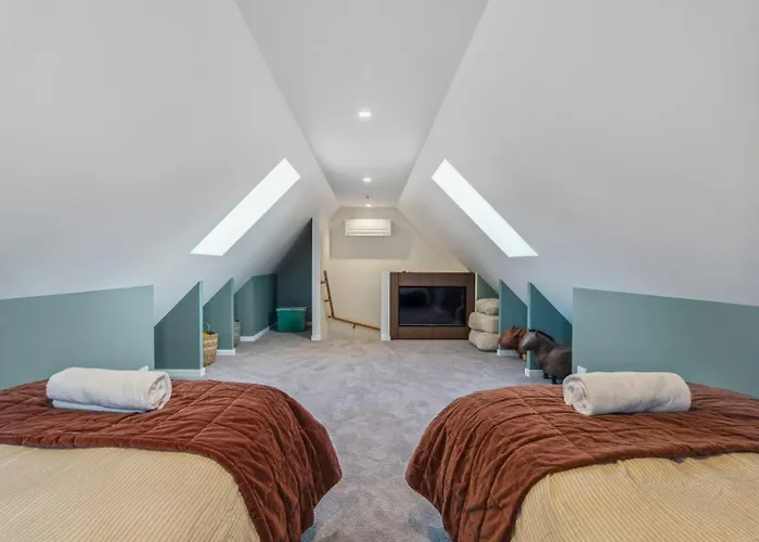 Macandrew Luxury Lodge